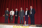 egykori és jelenlegi kollégák
