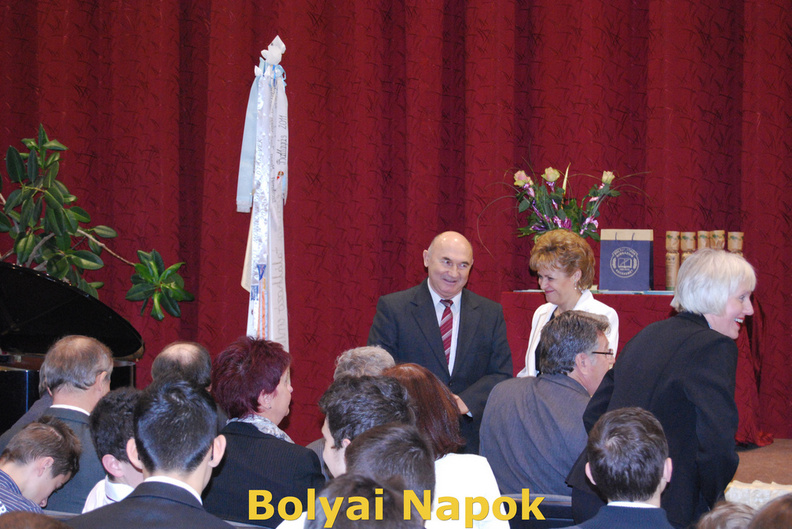 Ünnepély_MagóI-FőzőnéTÉ.jpg